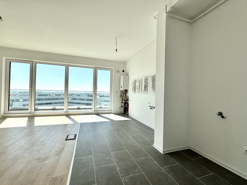 Patru camere, foarte luminos, zona Lacul Straulesti, Mall Colosseum,